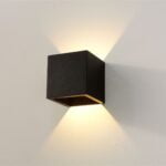Wand lamp zwart "Cube" 10x10x10cm IP54 dimbaar LED 6W 2700K 696lm